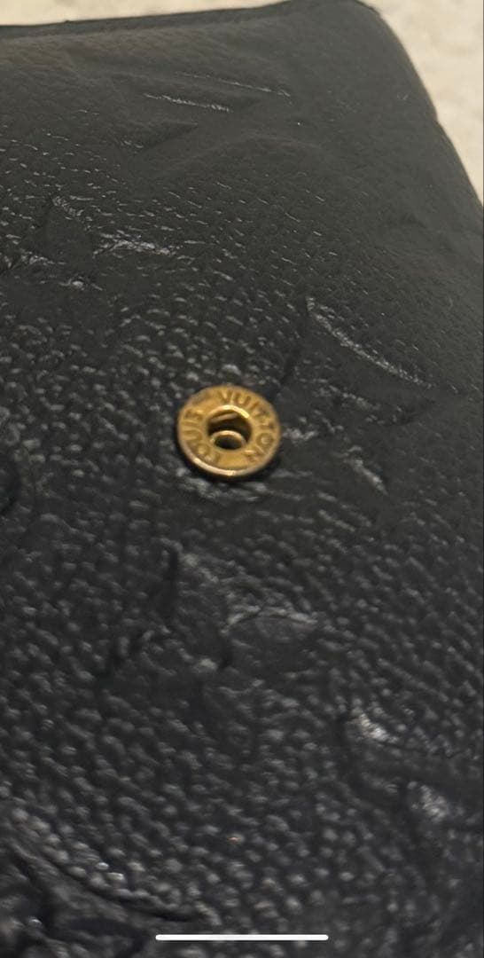 期間限定値下　Louis Vuitton ブラック 三つ折り財布