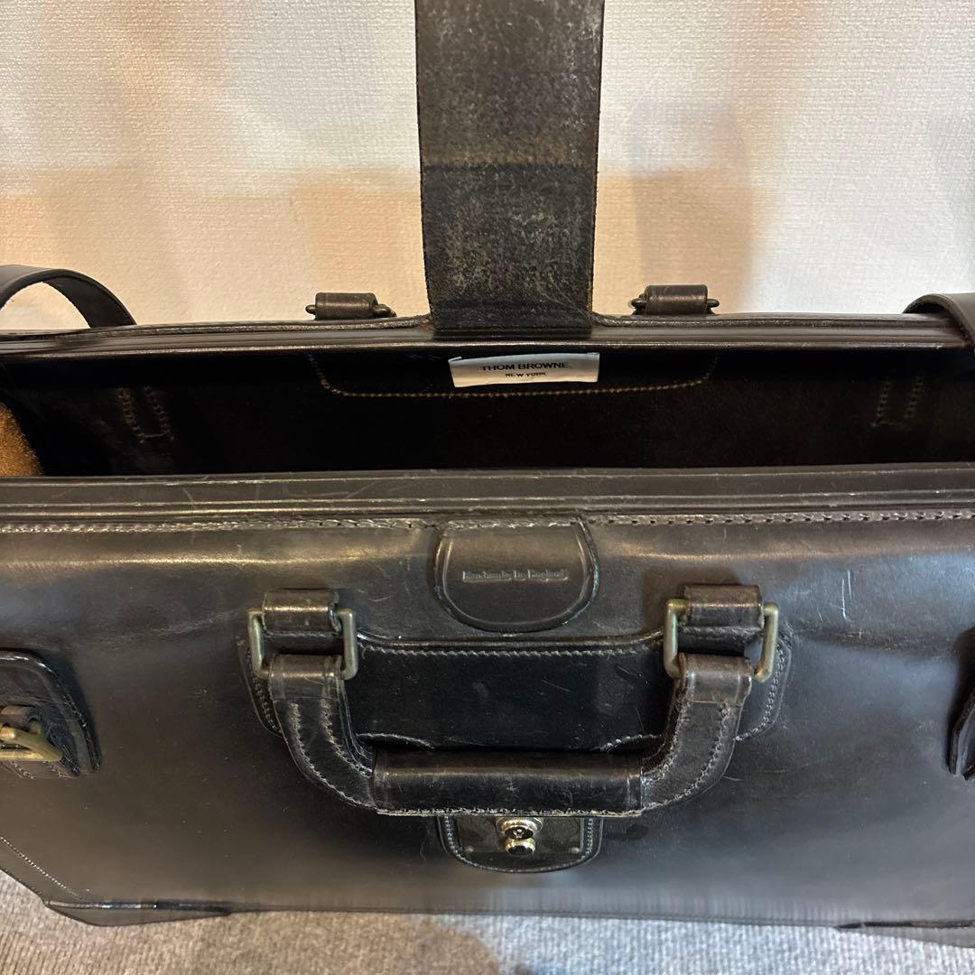 THOM BROWNE. ドクターズバッグ ブライドルレザーサンプル品 レア