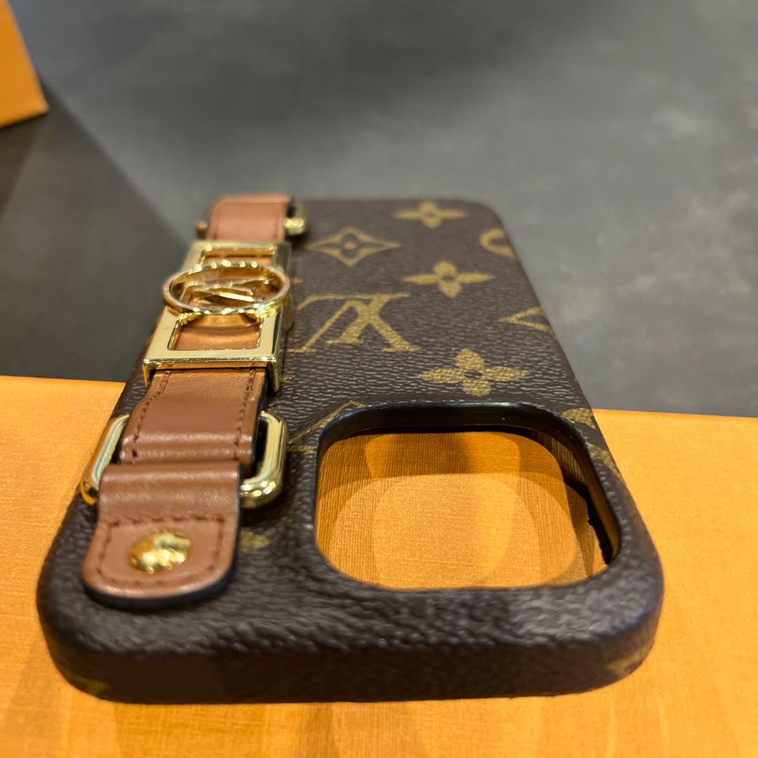 完売品❗️ルイヴィトンスマホケース iPhone13pro