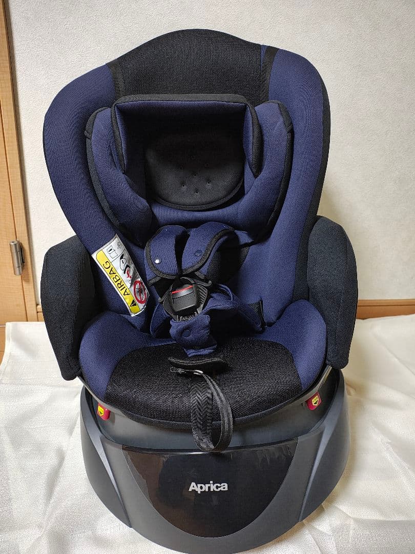 Aprica Deaturn Plus AB ネイビー チャイルドシート