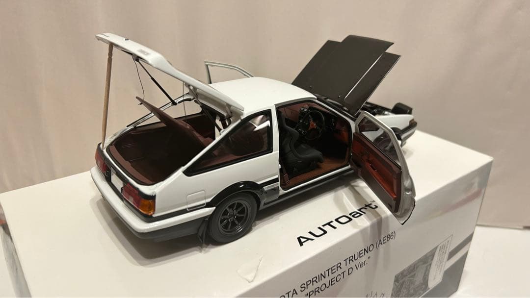 Autoart 1/18 AE86『頭文字D』 プロジェクトD ver.