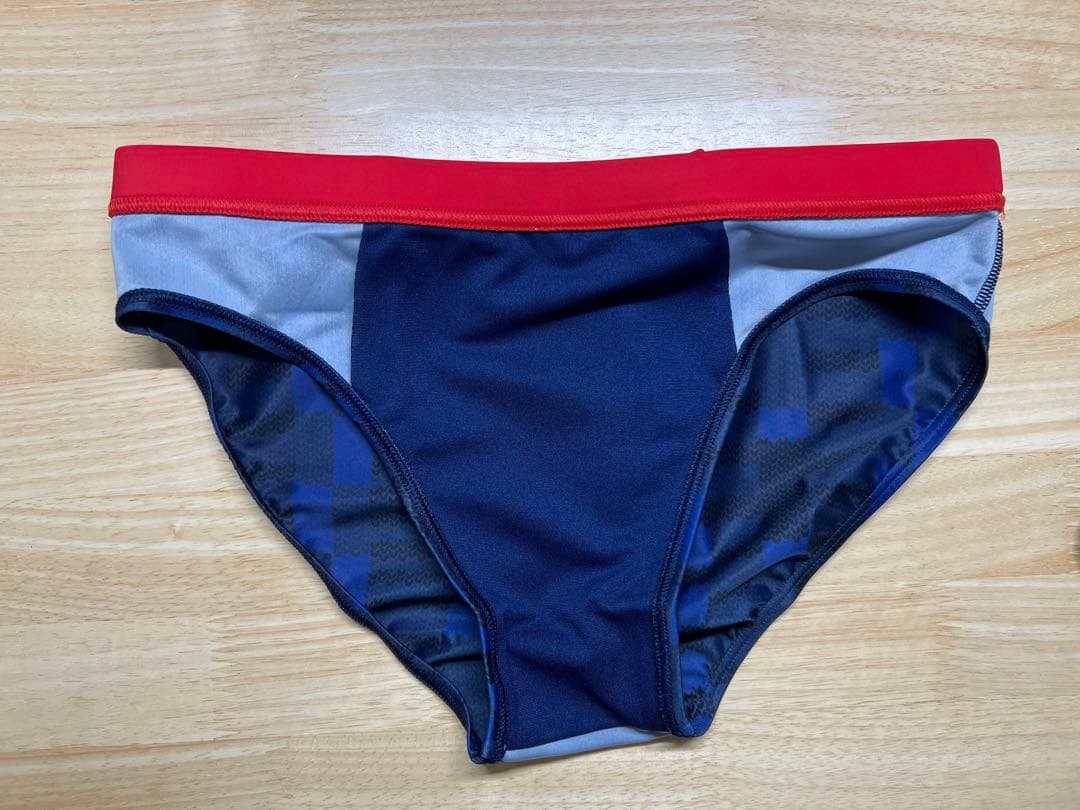 adidas×トム・デイリーコラボ競パン Lサイズ相当