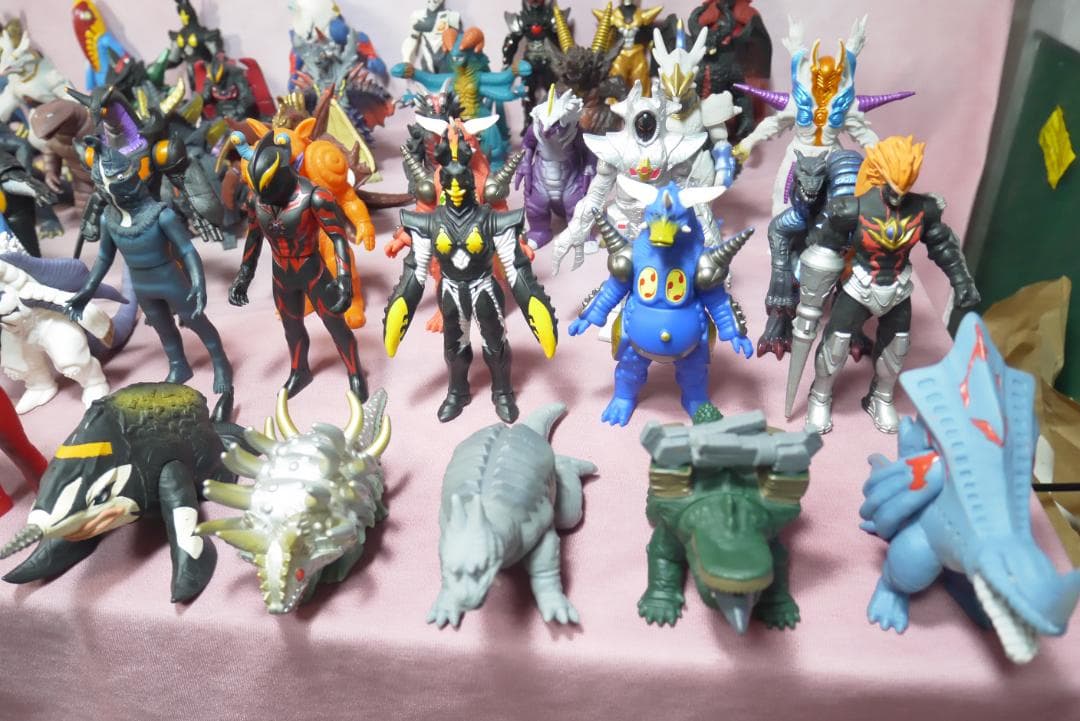 ウルトラ怪獣シリーズ500　怪獣ソフビ　74体セット