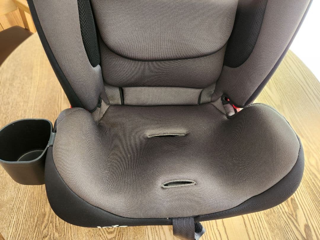 ジュニアシート　joie　 エンバー ISOFIX対応