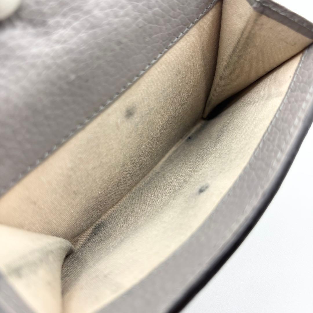 クロエ 3つ折り財布 ミニトリフォールド アルファベットM グレージュ