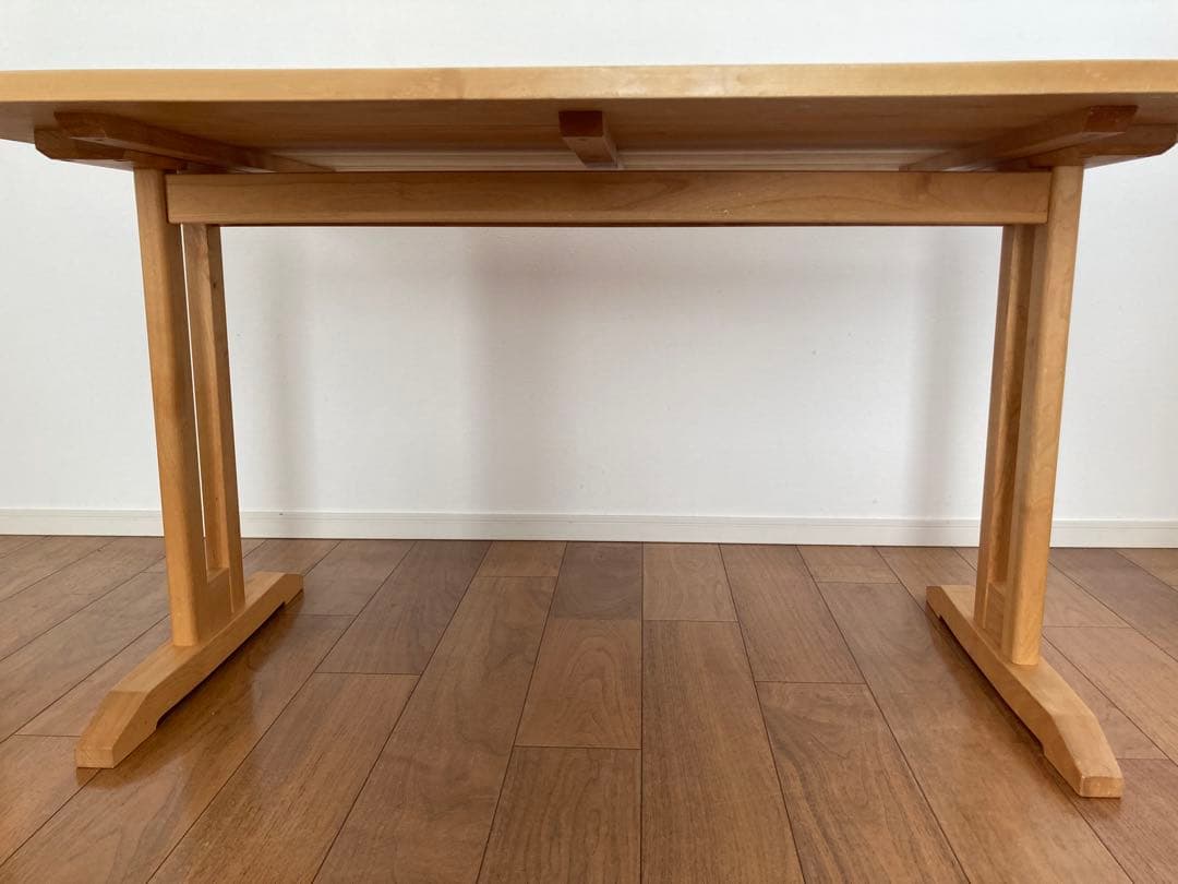 【MOMO NATURALダイニングテーブル】◆幅140センチ◆奥行き83センチ