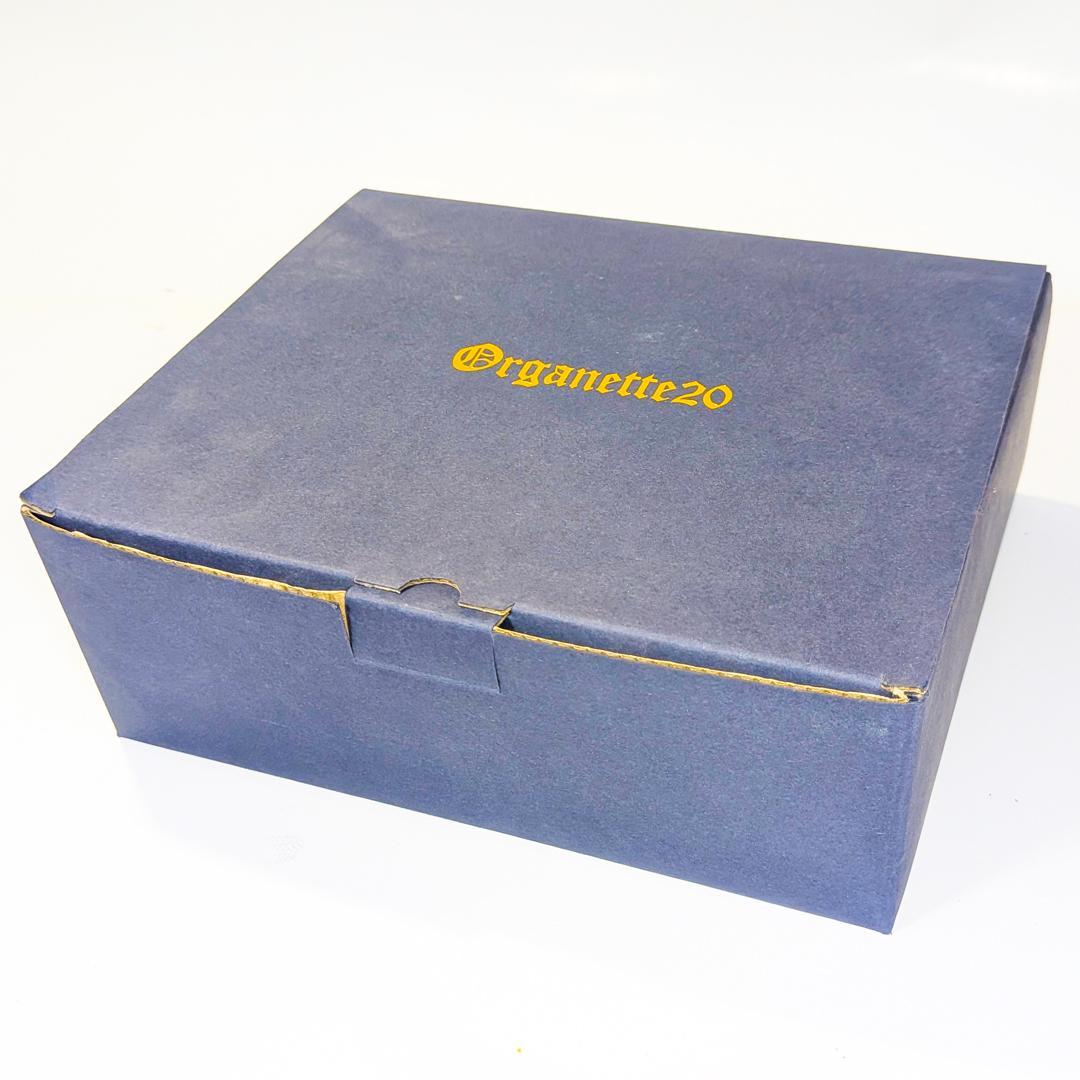 【処分品】手回し式20弁オルゴール2台＋演奏カード13曲付