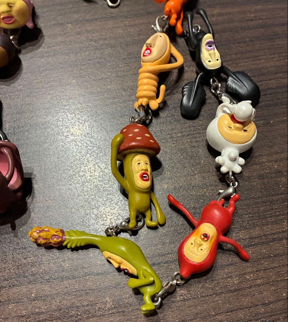 18点　初期 こびとづかん　つながるマスコット　チャーム　キーホルダー　セット