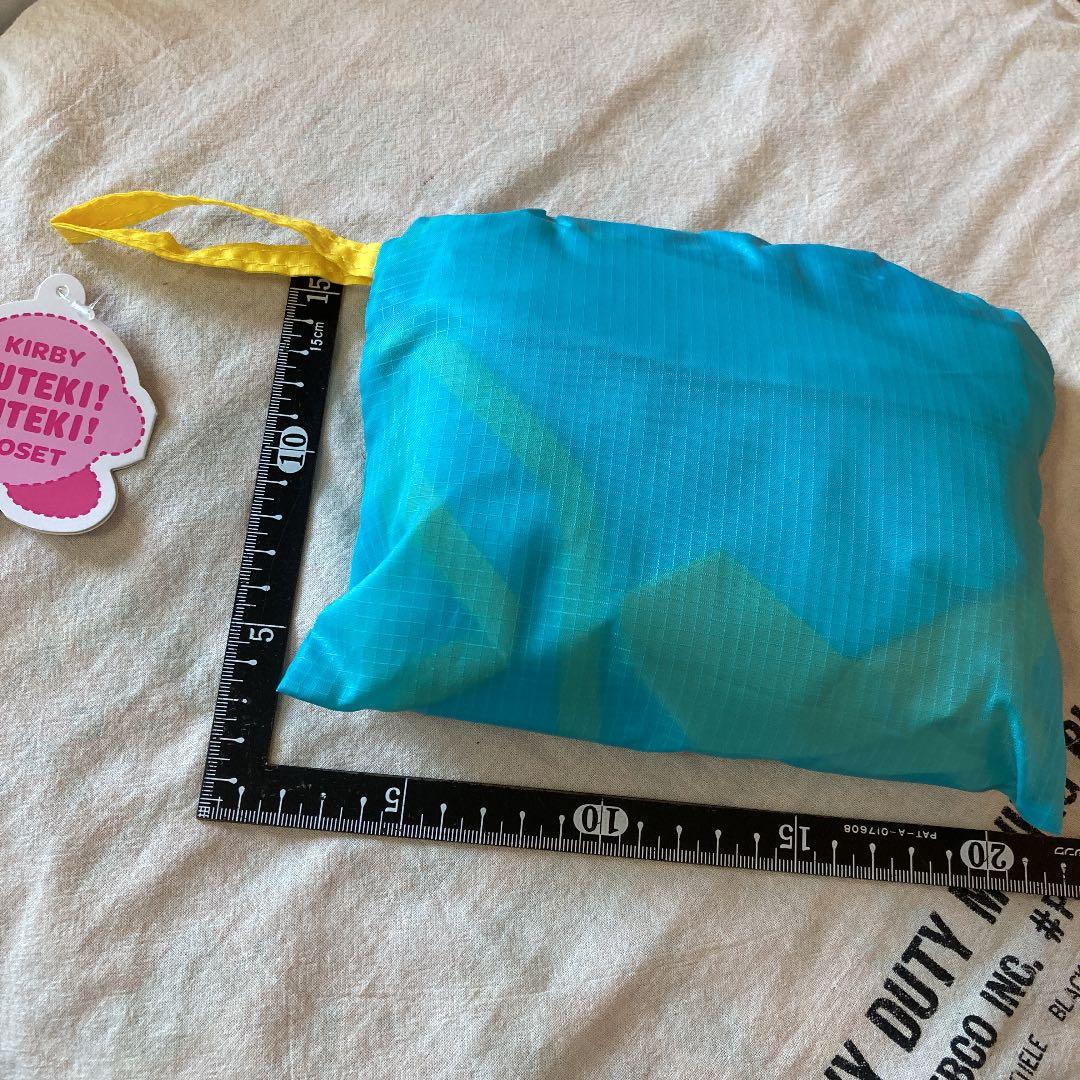 カービー　折り畳みリュック　新品未使用　水色　お出かけ　旅行　イベント　40cm