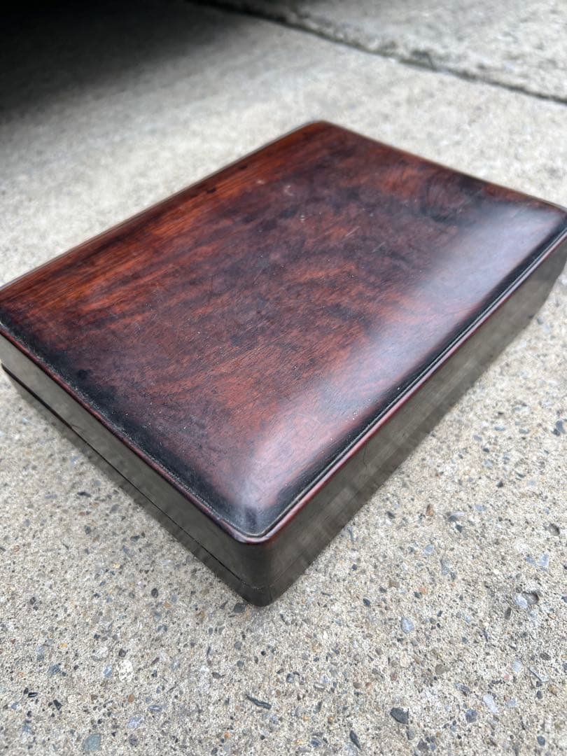 文房具，清時代山水人物書巻型緑端硯