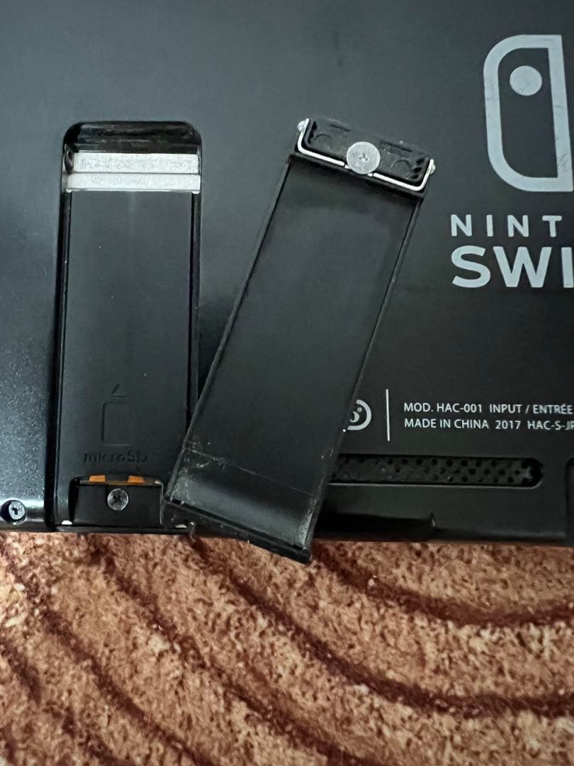 Nintendo Switch ニンテンドースイッチ本体　PPL/GRN 箱無し