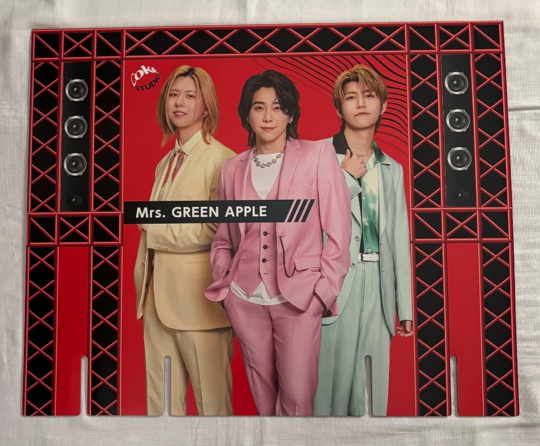 ミセスグリーンアップル リバーシブル　ビジュアルボード　非売品　NewJeans