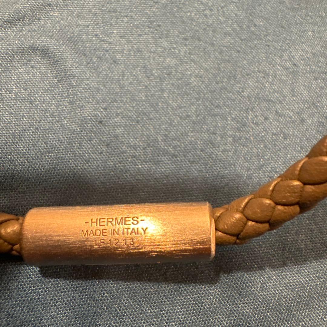 レザーブレスレット 《パズルH》　グリ・エタン