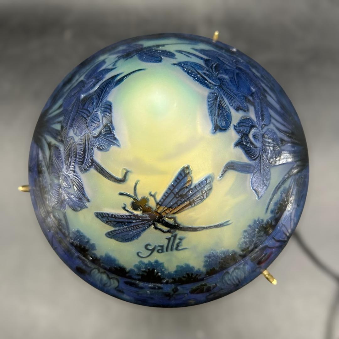 エミールガレ 2灯　蜻蛉文　台座真鍮　カメオ彫り　被せガラス　高さ25cm