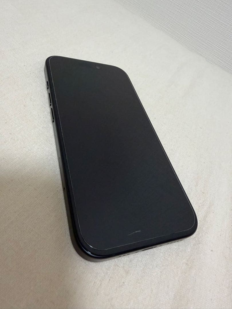 Apple iPhone 16 ブラック 本体 iFaceケース付き