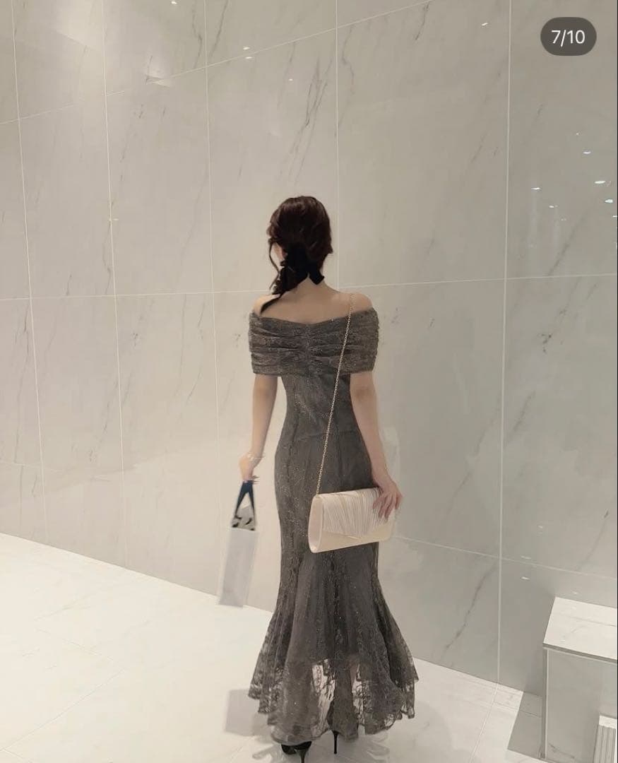 Leja グレー レース オフショルダードレス