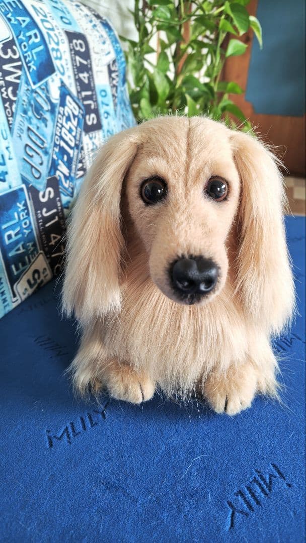 ダックスフントぬいぐるみ