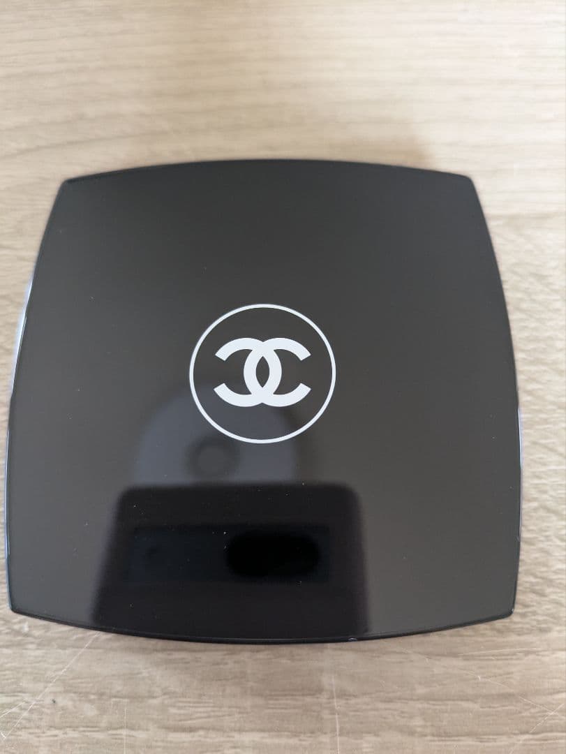 CHANEL カメリア フトゥーラ ピンク系