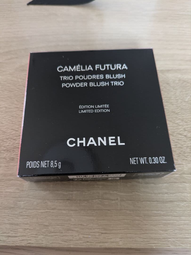 CHANEL カメリア フトゥーラ ピンク系