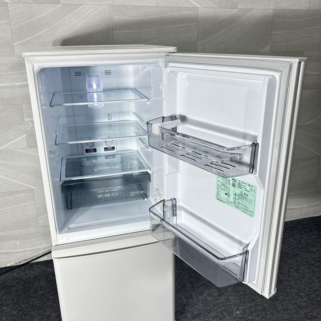三菱 冷蔵庫 MR-P15G 146L 高年式 一人暮らし 単身用 d4829