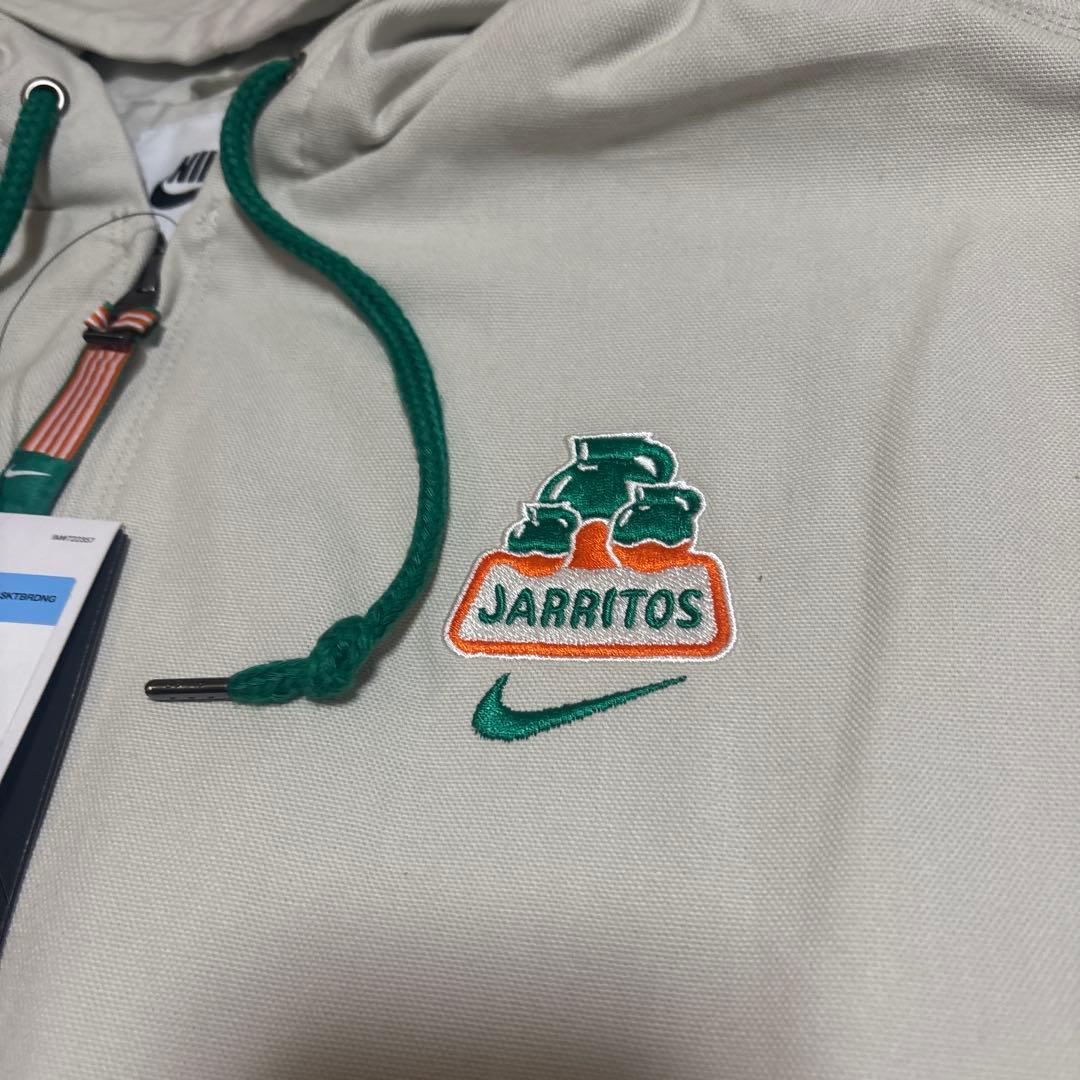 新品未使用　Nike Jarritos フード付きパーカー Mサイズ