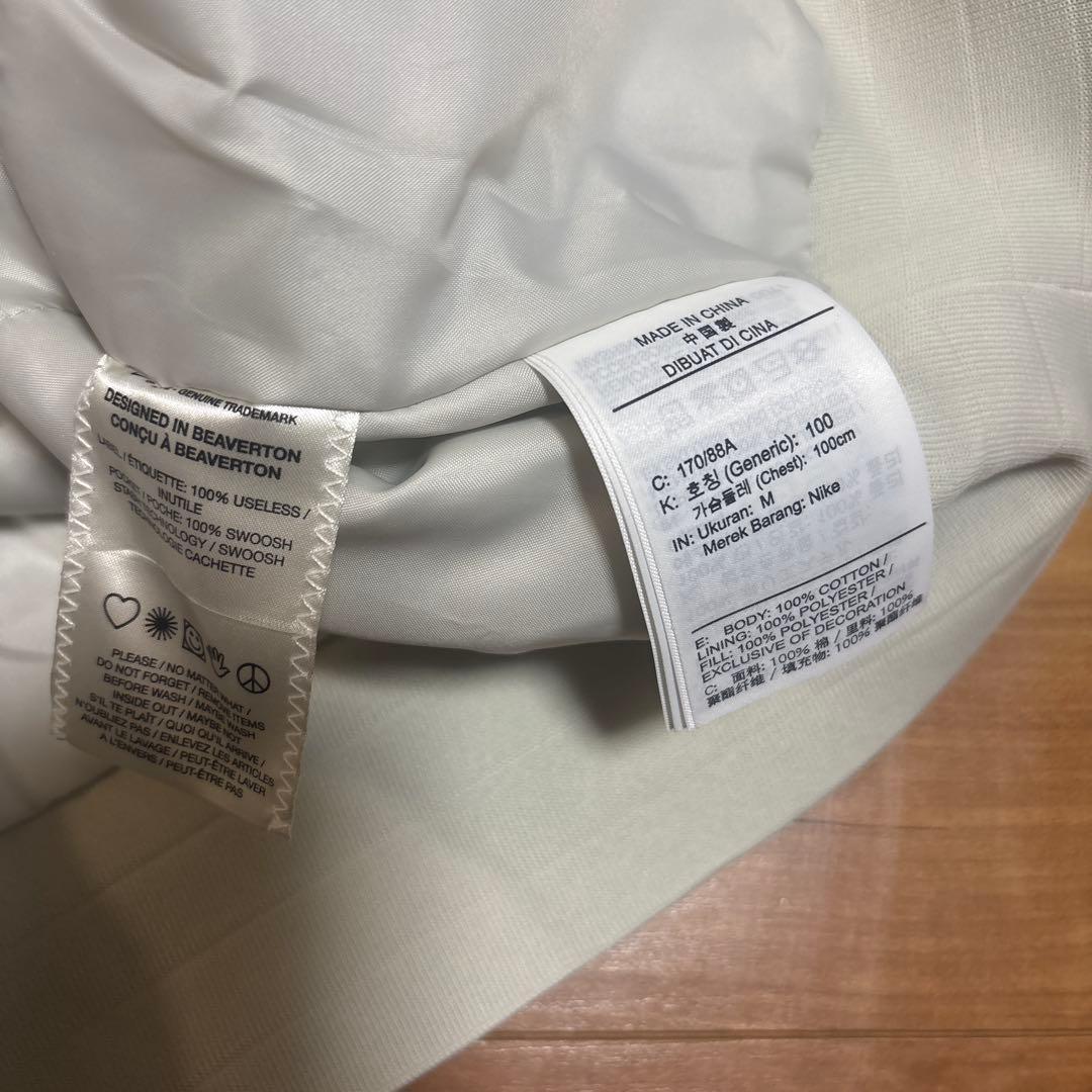 新品未使用　Nike Jarritos フード付きパーカー Mサイズ