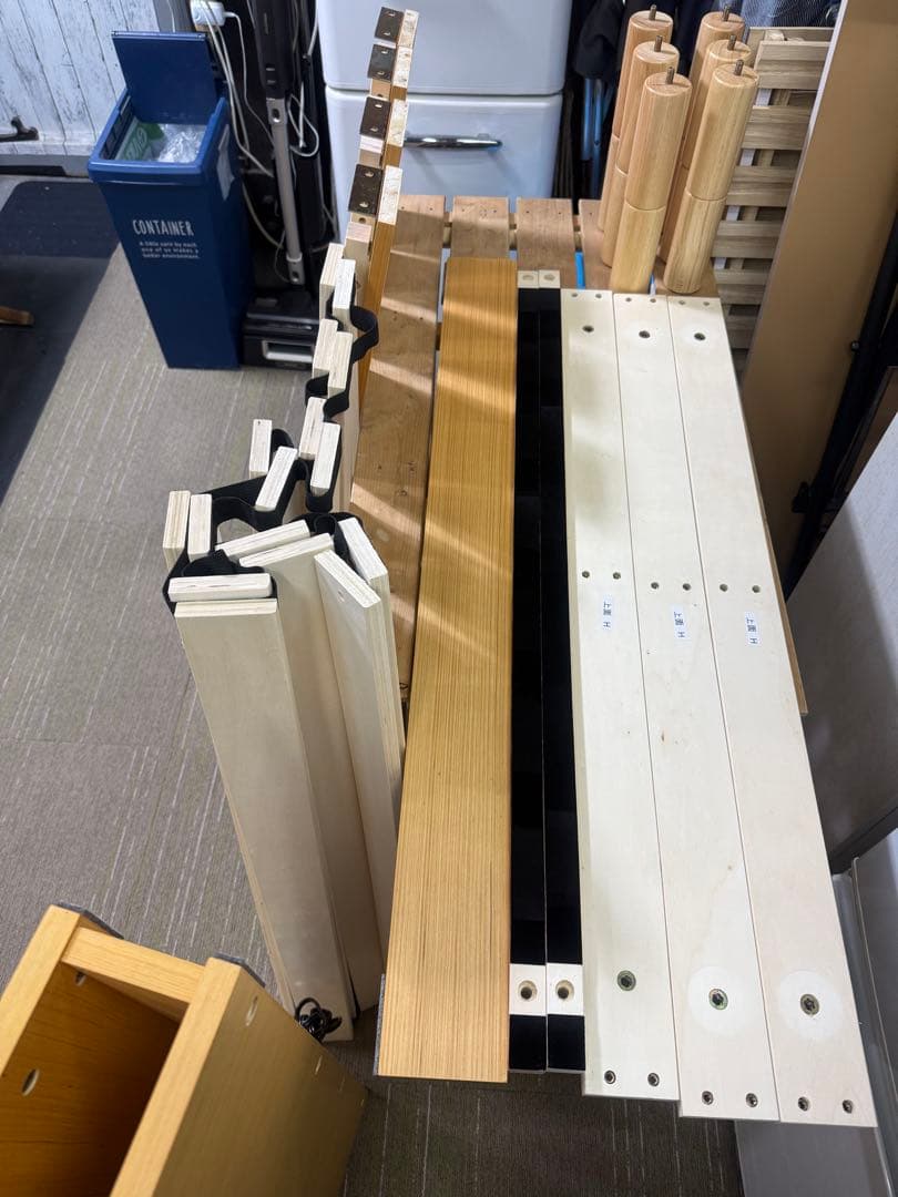 【美品】ニトリ　シングルサイズベッドフレーム　 棚付コンセント付き　STL NA