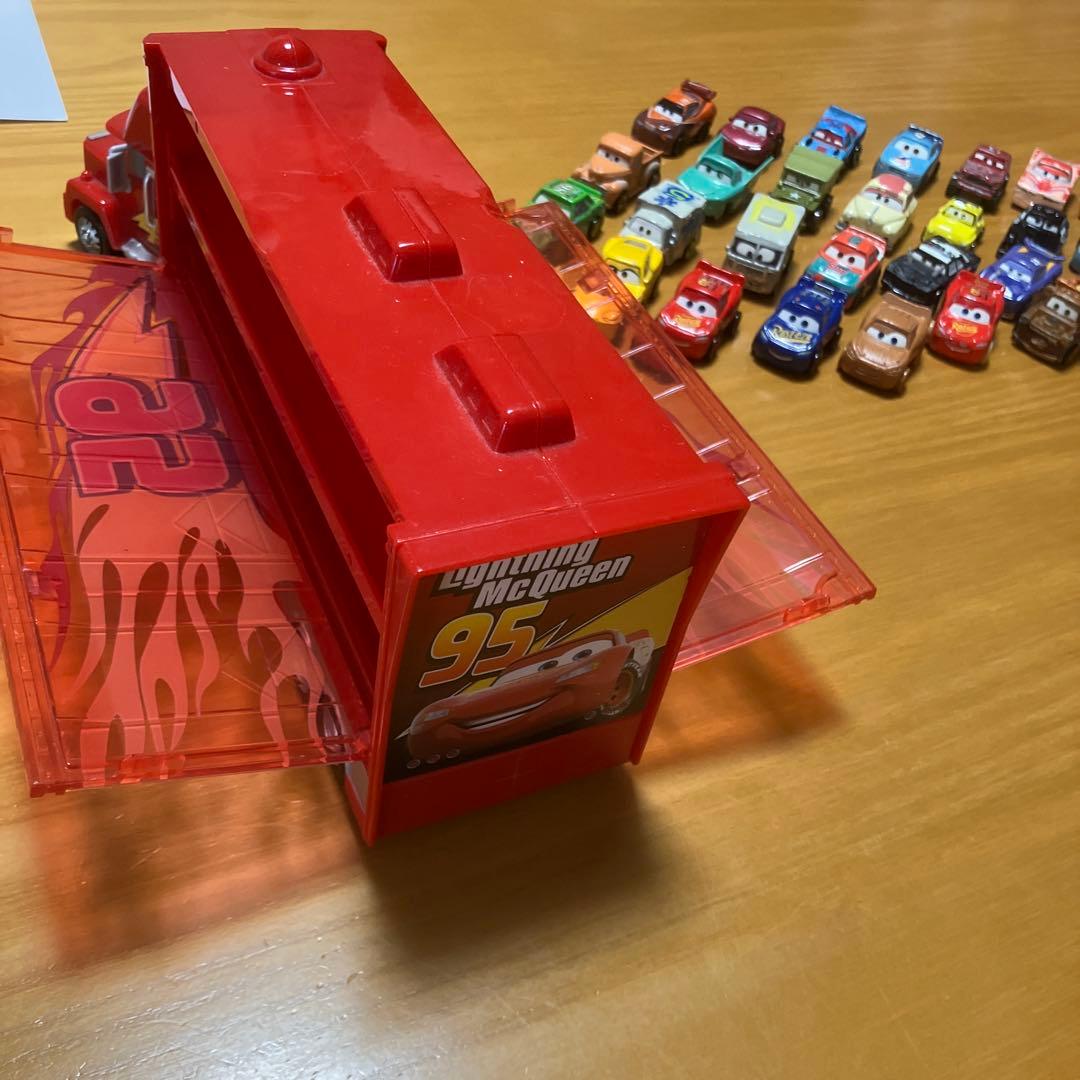 ⭐︎大幅値下げ⭐︎マテル　ミニミニカーズ　32台　トレーラー付き　まとめ売り