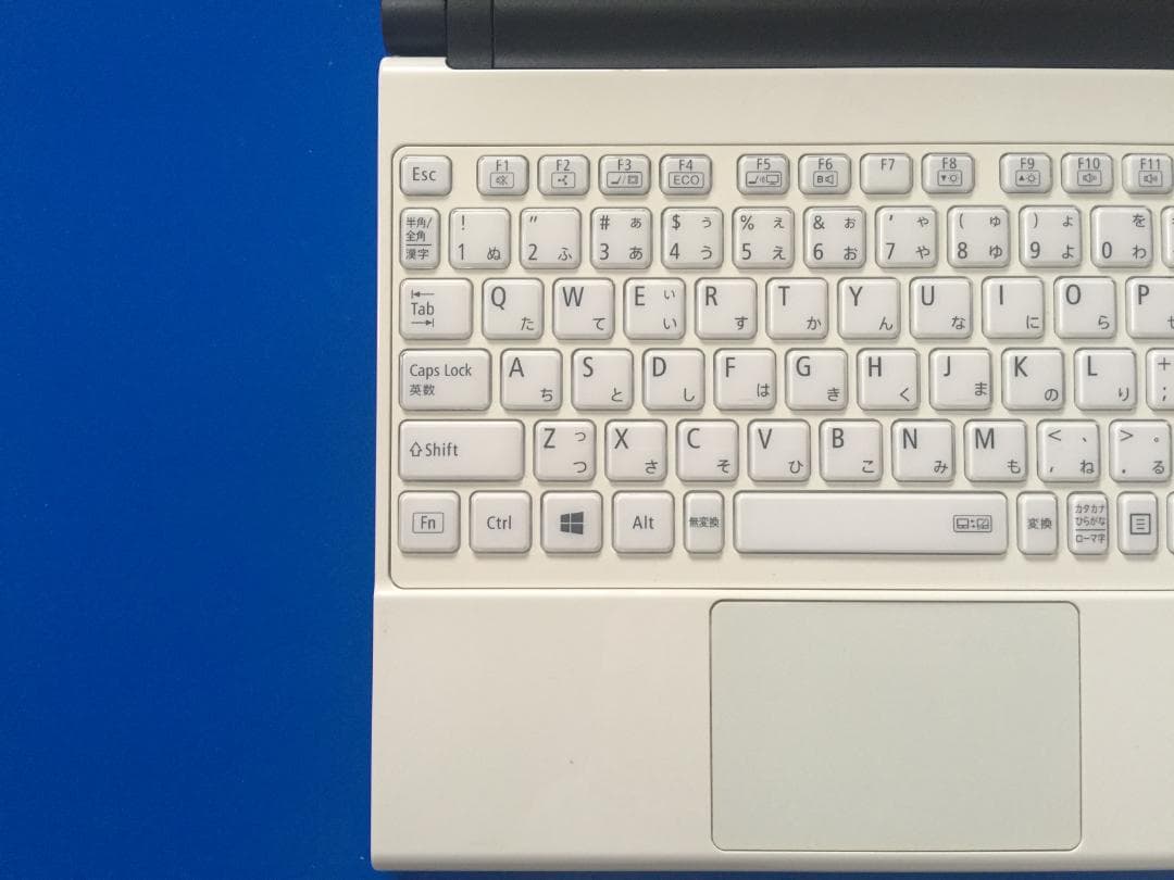 NEC LM750LS6W 13.3型 コンパクト テンキー付きノートパソコン