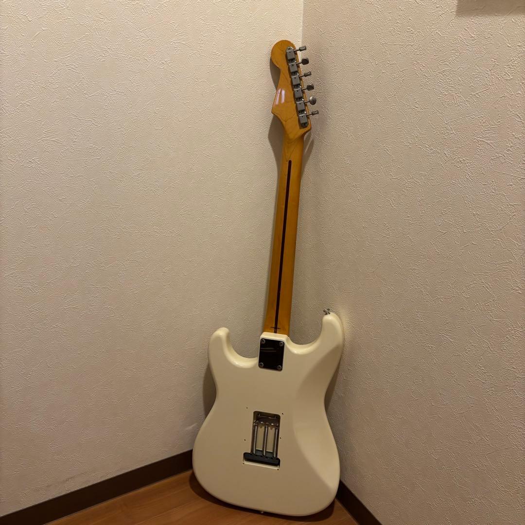 ギター Fender Japan Stratocaster 1999-2002