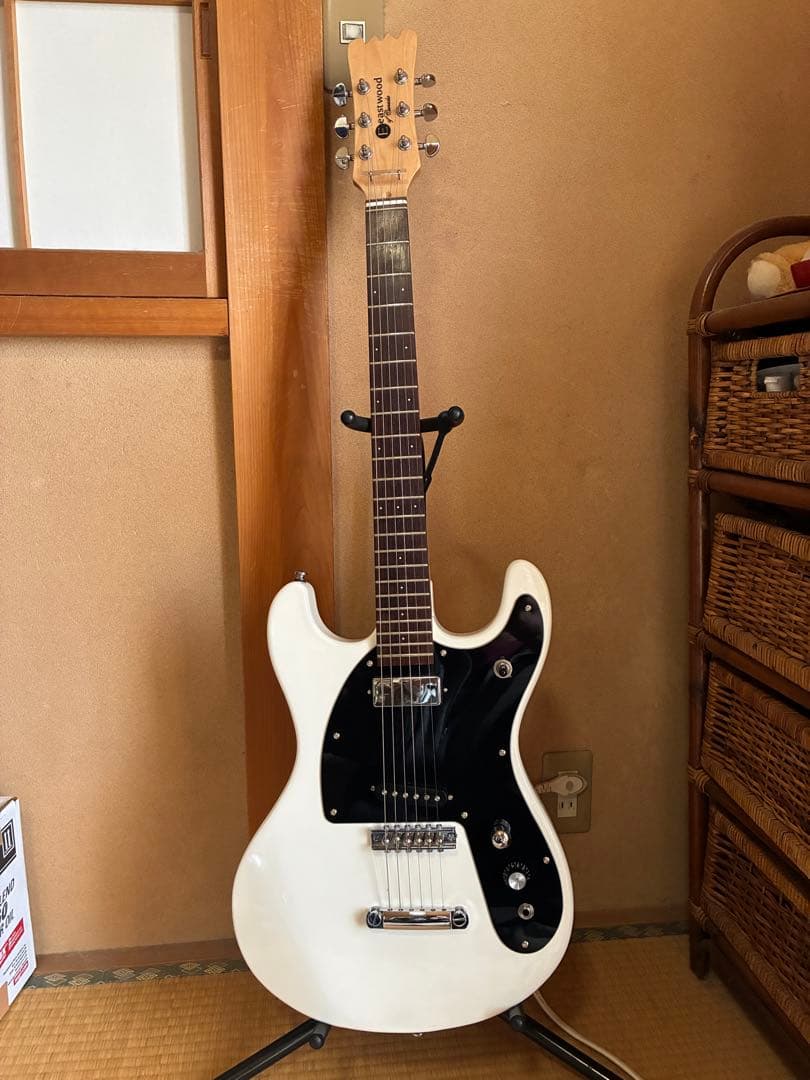 Eastwood モズライト　ジョニーラモーン　エレキギター