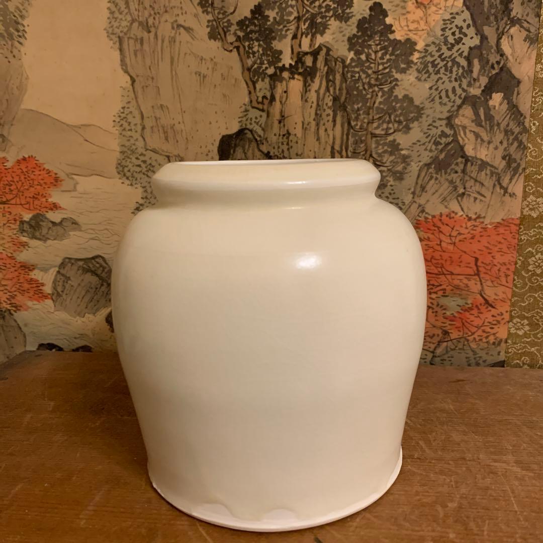 村田亀水   牙白瓷  瓶 美品    243