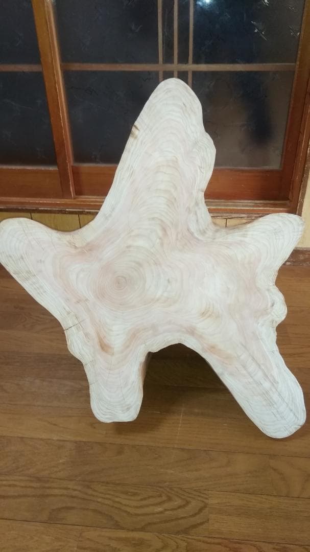 檜　切り株の椅子　丸太　背もたれ付き