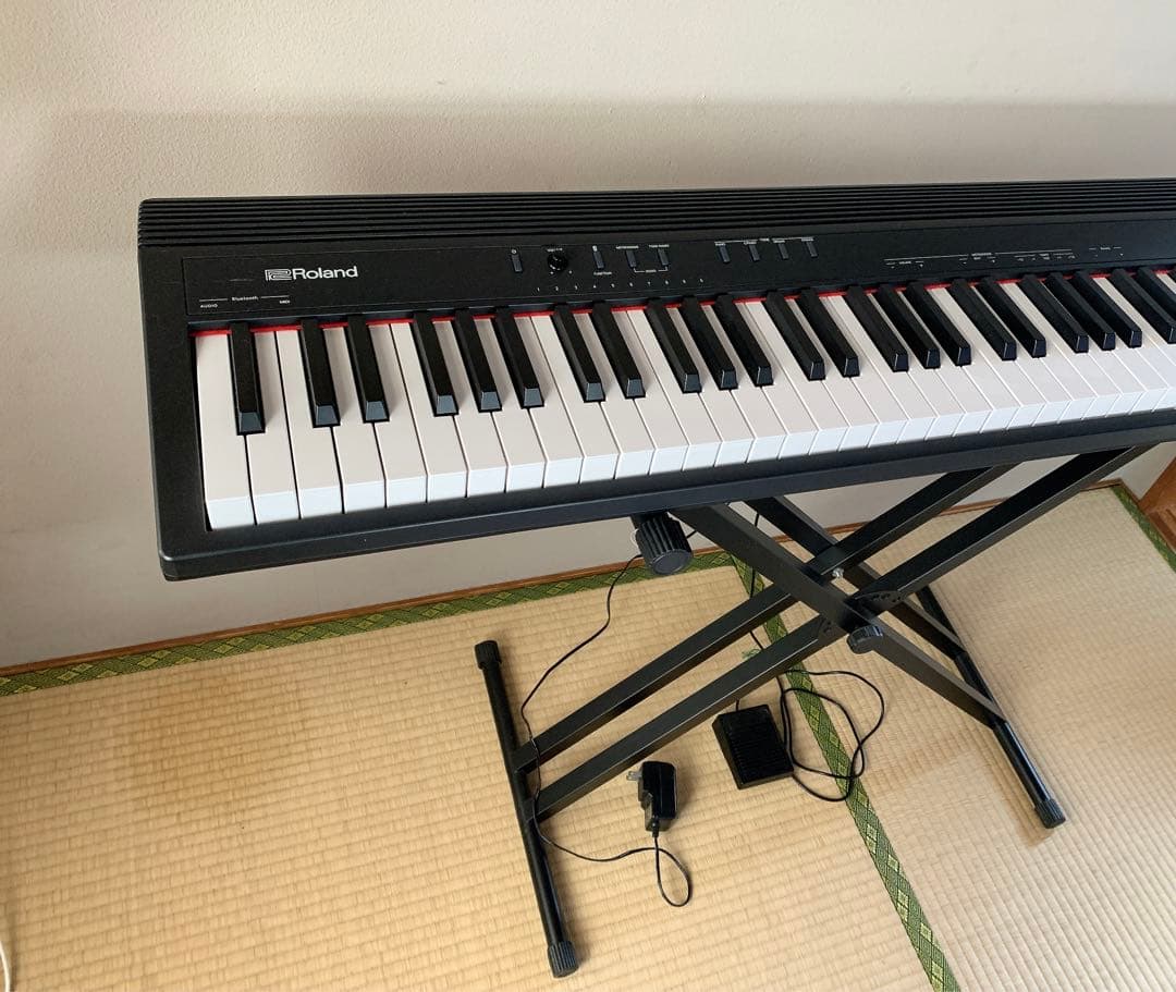 Roland 88鍵電子ピアノ　（スタンドとペダルは別になります）