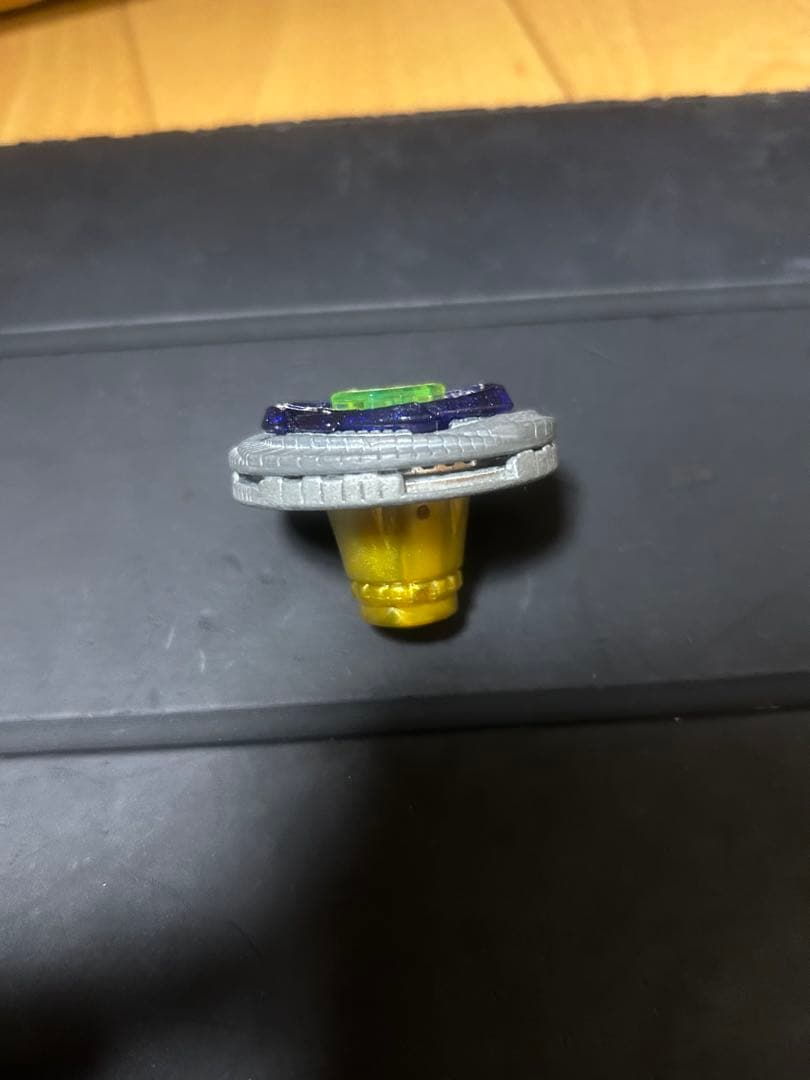 メタルファイトベイブレード　デュオウラヌス　ネジ付き