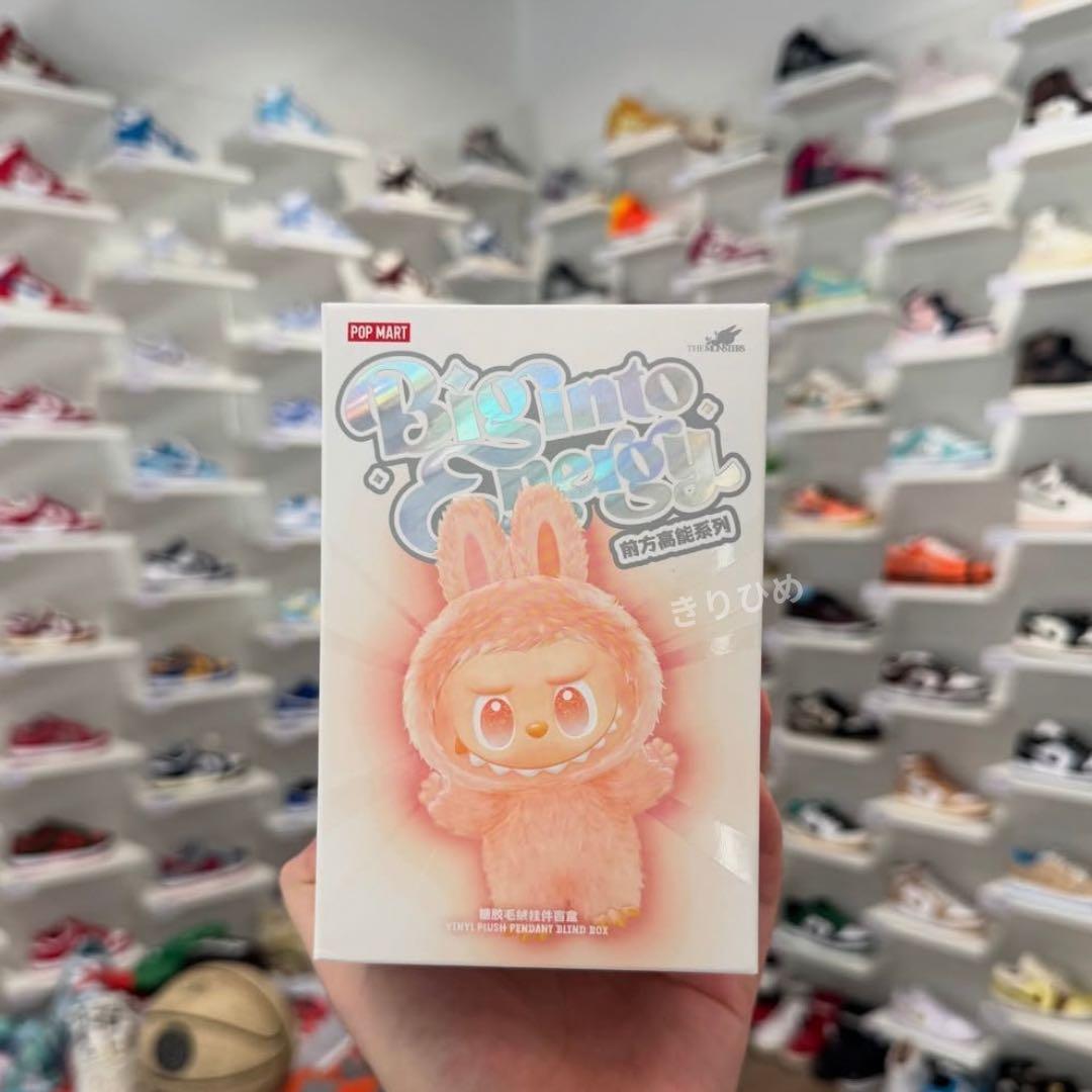 【値下げ中】POPMART LABUBU Big into Energy 新品