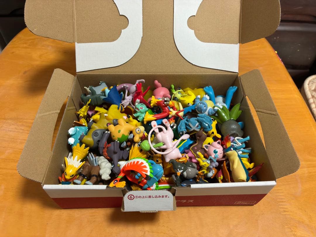 ⭐️人気アイテム⭐️ポケモンキッズ　モンコレ　まとめ売り　70体以上　クリア版付き