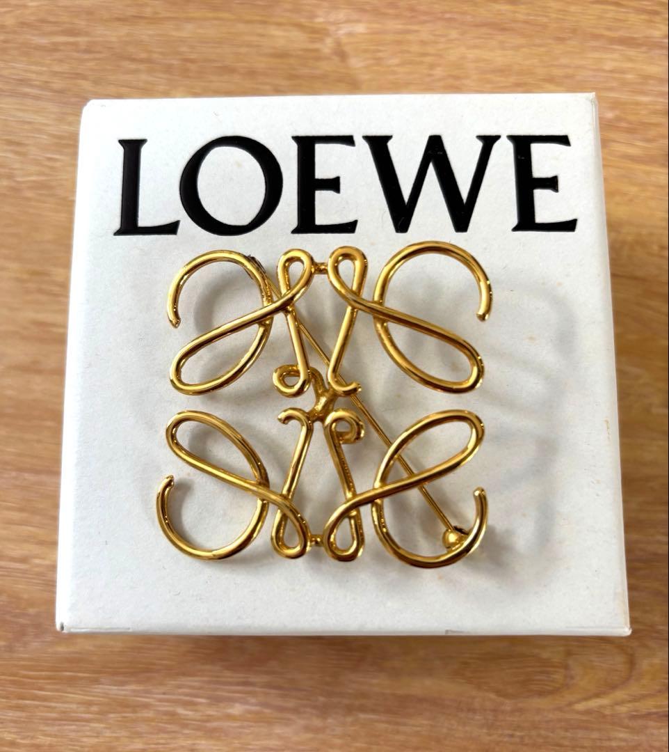 み*や様 LOEWE ゴールド ブローチ 保存袋・箱付き