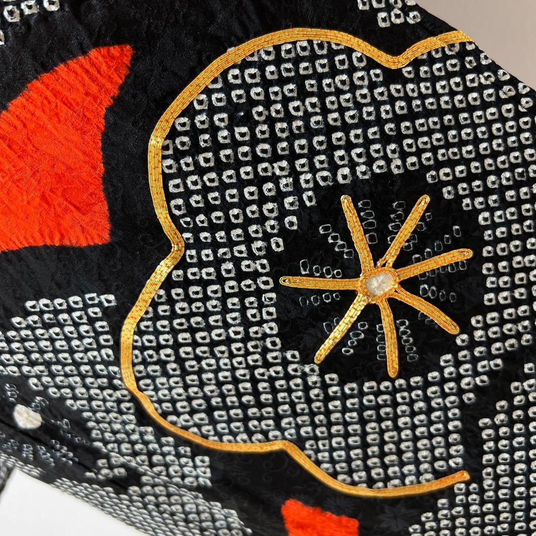 377 振袖フルセット 正絹 黒 朱赤 絞り ツートーン バイカラー 梅 駒刺繍