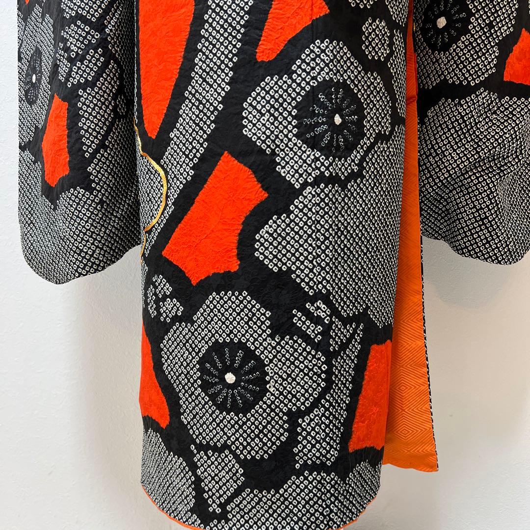 377 振袖フルセット 正絹 黒 朱赤 絞り ツートーン バイカラー 梅 駒刺繍