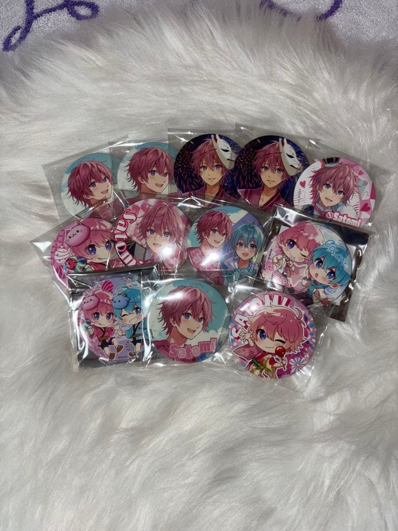 すとぷり　缶バッジ　4枚あります