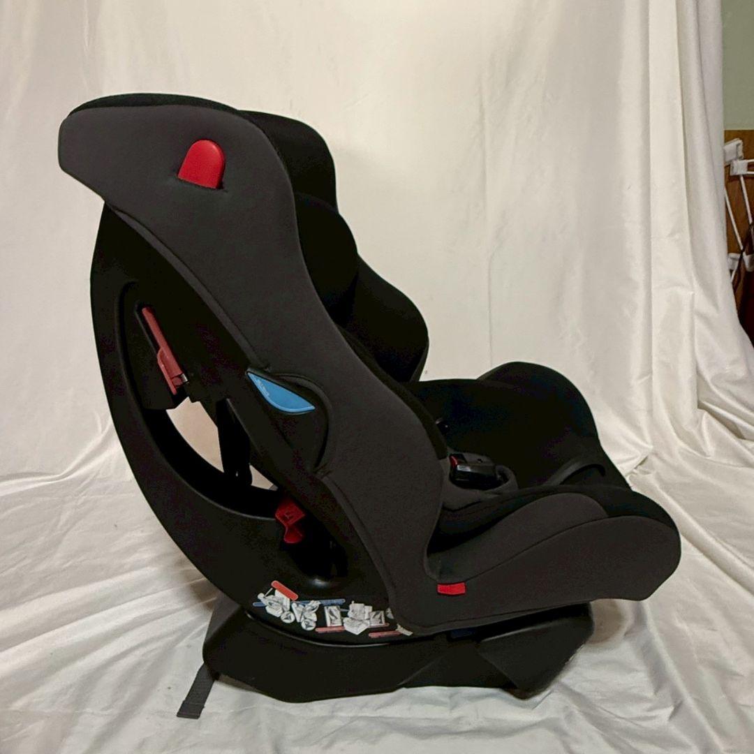 Combi コンビ ウィゴーロングHI　チャイルドシート