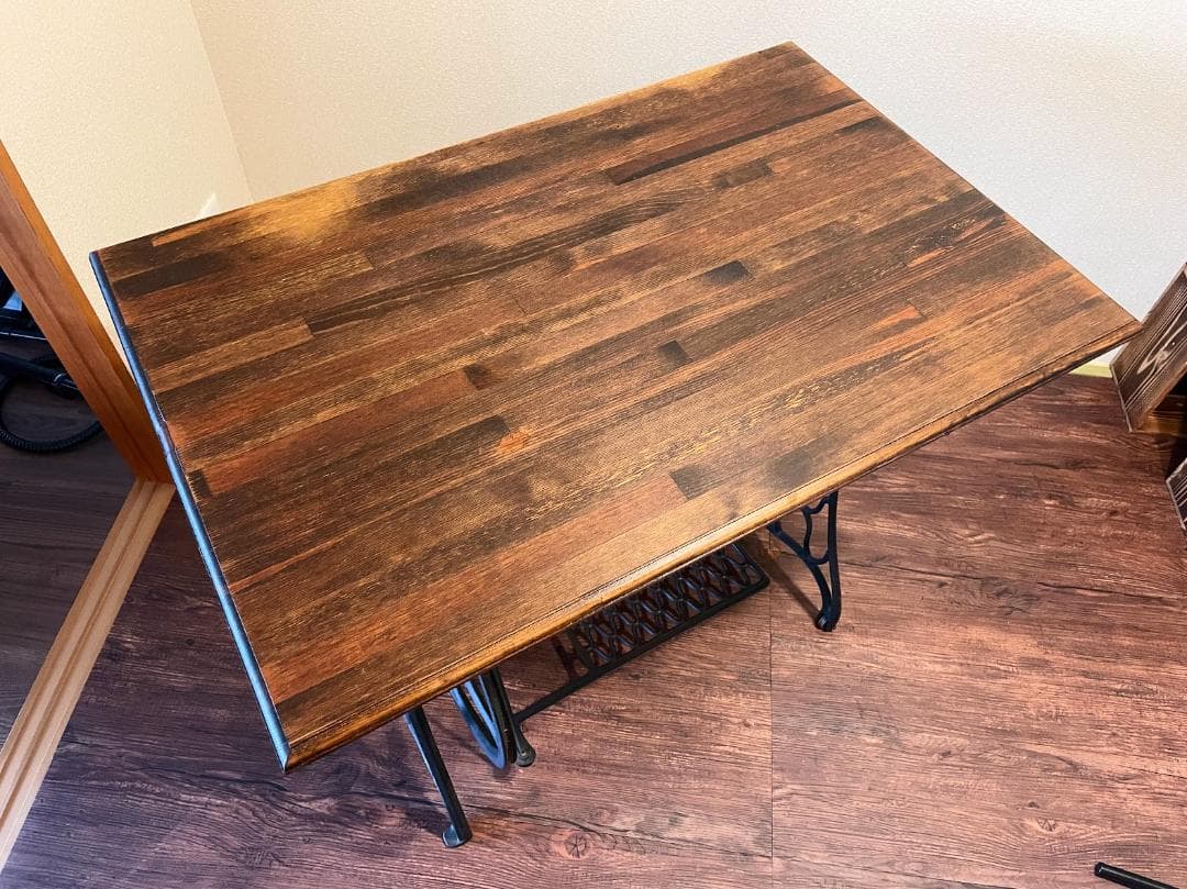 ま*め様 SINGERミシン台アンティークデスク