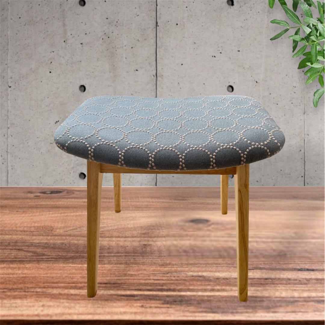 【北欧スタイル】ミナペルホネン生地使用スツール　オットマン　イス　家具
