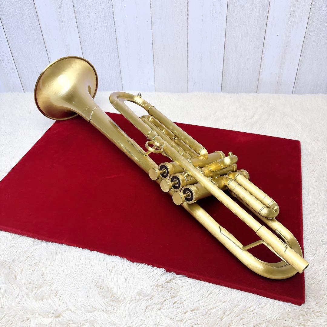 QueenBrass HINO Model トランペット B♭ マウスピース付き