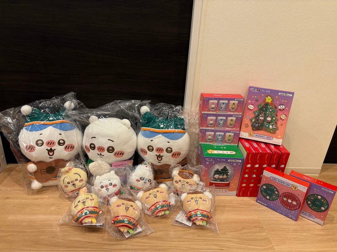 チイカワ ぬいぐるみとスノードームセット