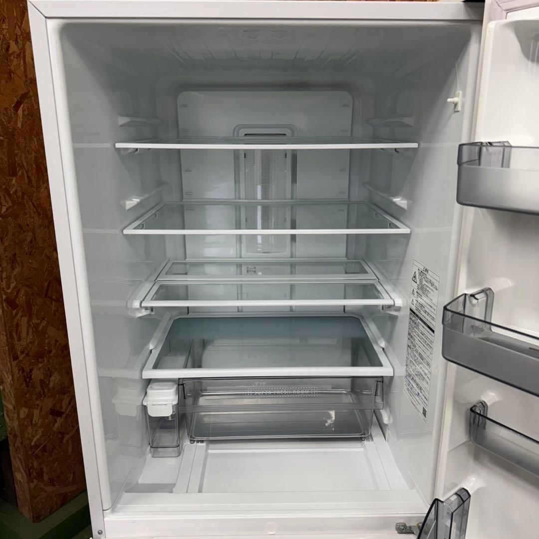 335★2020年製★東芝　冷蔵庫　大型　3ドア　自動製氷　ガラス扉　300L