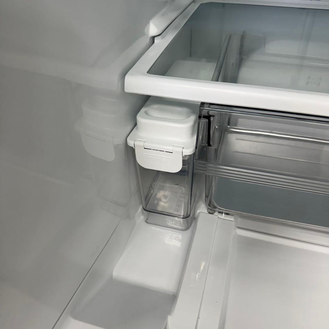 335★2020年製★東芝　冷蔵庫　大型　3ドア　自動製氷　ガラス扉　300L