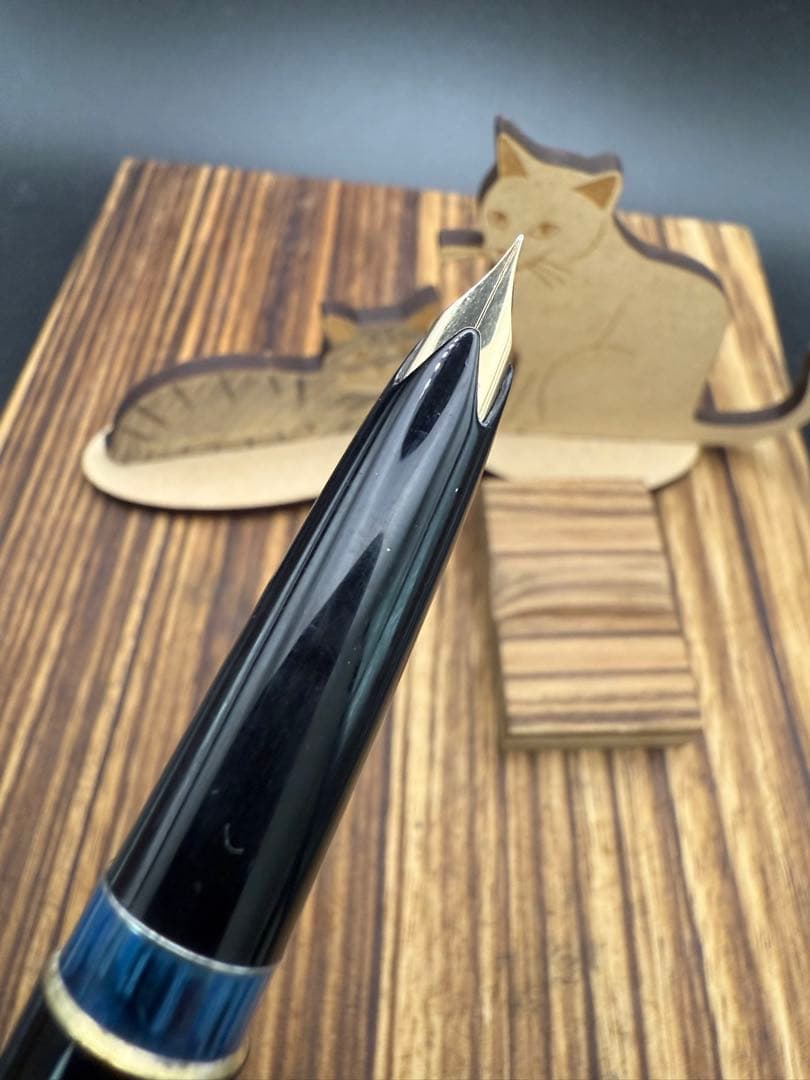 MONTBLANC 万年筆　NO.22 黒軸 美品 EF 14C