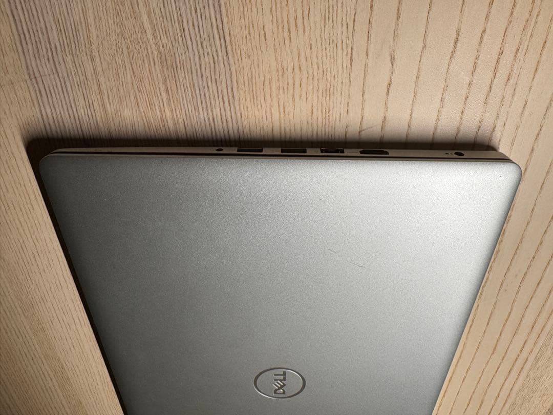 DELL Inspiron3593 メモリ16GB 容量256GB